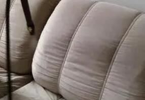 在進(jìn)行家具保潔作業(yè)的時(shí)候，要注意什么呢？